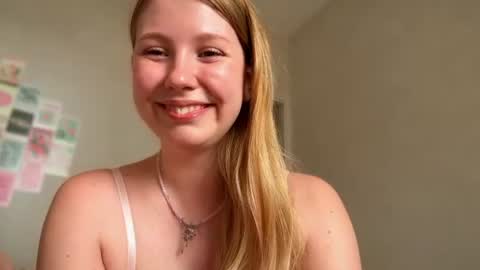 Audrey online show from 06/22/26, 03:25