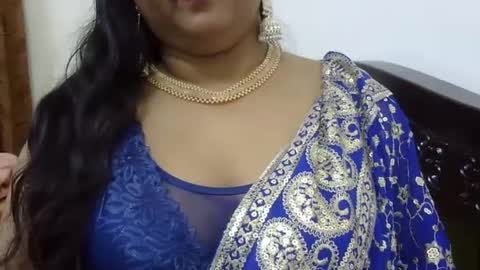 Snapshot of horneydesibabe chatting on 01/16/25, 07:31 horneydesibabe online show from 01/16/25, 07:31