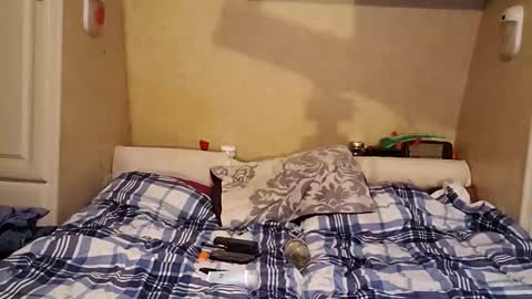 Snapshot of horneyfuck690 chatting on 12/03/25, 01:02 horneyfuck690 online show from 12/03/25, 01:02