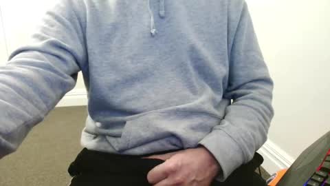 Snapshot of horny4older__ chatting on 12/01/25, 12:21 Curious Horny online show from 12/01/25, 12:21