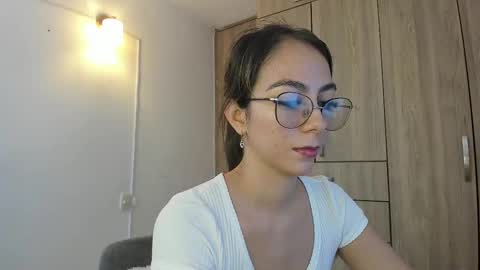 Snapshot of horny_adiction chatting on 11/22/25, 08:41 horny_adiction online show from 11/22/25, 08:41