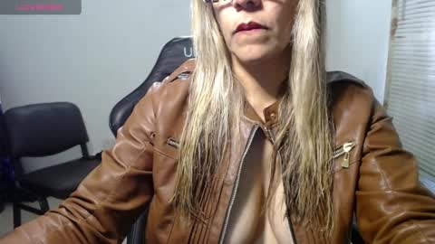 horny and daring online show from 12/12/24, 02:55