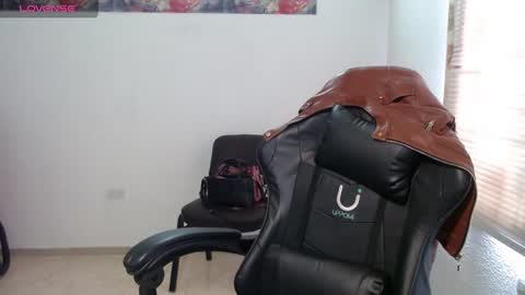 horny and daring online show from 12/16/24, 06:38
