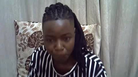 Snapshot of horny_baddie18 chatting on 02/12/26, 07:20 Leila online show from 02/12/26, 07:20