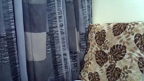 Leila online show from 06/18/26, 06:34