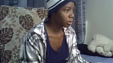 Leila online show from 07/28/26, 10:31