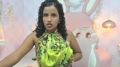 Horny Curls  online show from 06/04/26, 03:56