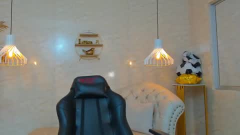 Horny Curls  online show from 07/04/26, 03:56