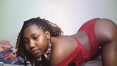 cutiey online show from 04/28/26, 02:27