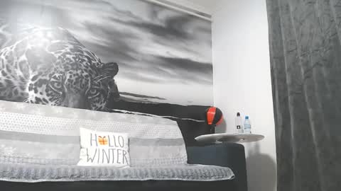 Snapshot of horny_dream2 chatting on 10/19/25, 11:27 horny_dream2 online show from 10/19/25, 11:27