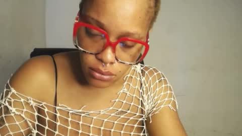 horny_ebonygirl_ online show from 06/09/26, 08:59