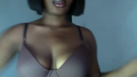 Snapshot of horny_goddess_delilah chatting on 05/25/26, 10:43 delilah online show from 05/25/26, 10:43