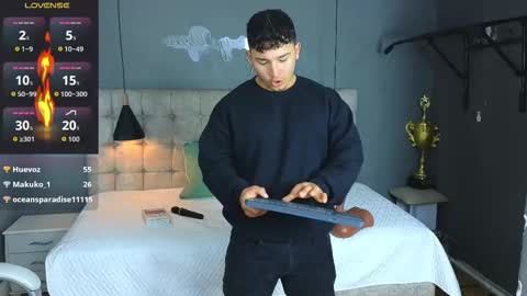 Snapshot of horny_nick18 chatting on 10/24/25, 09:38 horny_nick18 online show from 10/24/25, 09:38