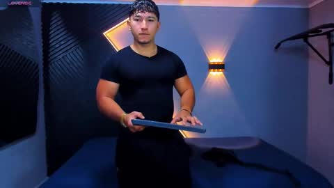 horny_nick18 online show from 03/11/26, 11:05