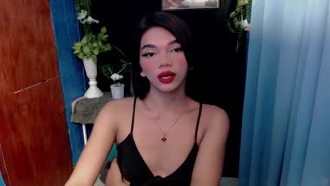 Snapshot of horny_rhiana chatting on 02/06/26, 11:19 Rhiana online show from 02/06/26, 11:19