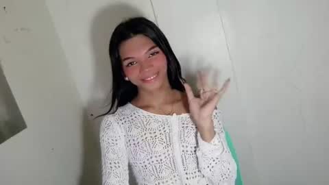 Snapshot of horny_rhiana chatting on 06/11/26, 03:48 Rhiana online show from 06/11/26, 03:48