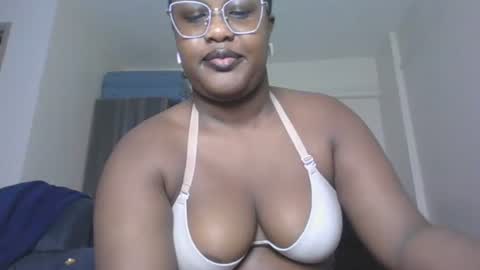 Lucy online show from 08/01/26, 03:39