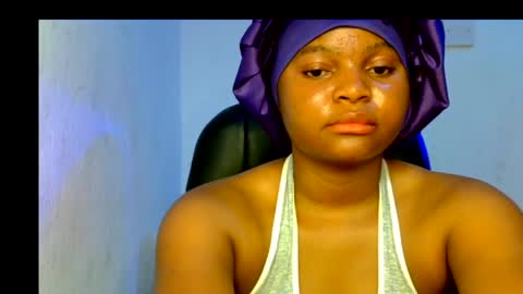 Thelma online show from 03/25/26, 01:44