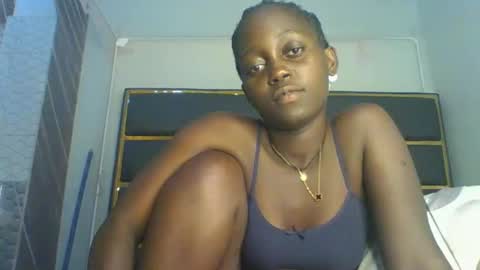 hornybee5 online show from 09/11/25, 10:10