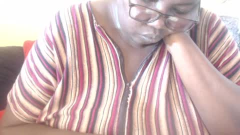 Snapshot of hornybigtitts chatting on 01/31/25, 12:18 monica zain online show from 01/31/25, 12:18