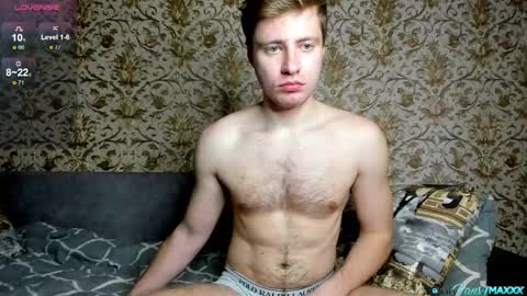 Snapshot of hornyblondieboyy chatting on 02/23/26, 02:03 Max online show from 02/23/26, 02:03