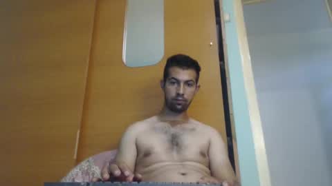 hornyboy4u231 online show from 09/10/25, 10:37