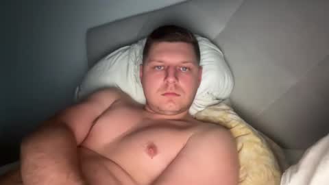 Snapshot of hornyboy95300 chatting on 12/28/24, 03:26 hornyboy95300 online show from 12/28/24, 03:26