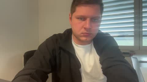 Snapshot of hornyboy95300 chatting on 02/20/25, 10:05 hornyboy95300 online show from 02/20/25, 10:05