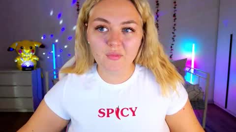 HornyCakee online show from 09/17/25, 09:44