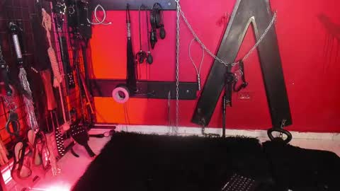 Mia Dahianaa   2  hornydahianax online show from 10/04/25, 06:39