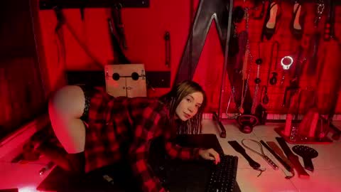 Mia Dahianaa   2  hornydahianax online show from 05/26/26, 01:12
