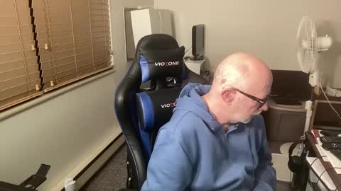 Brett online show from 12/16/24, 02:47