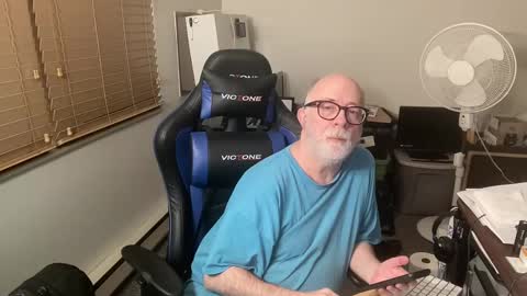 Brett online show from 01/21/25, 03:15