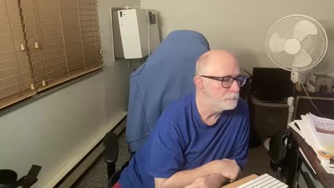 Brett online show from 01/26/25, 11:18
