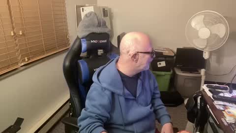 Brett online show from 02/13/25, 05:16