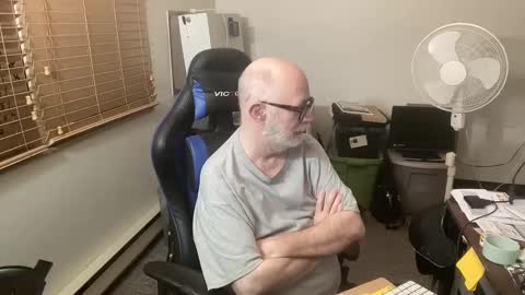 Brett online show from 02/28/25, 02:31