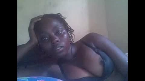 hornygal001 online show from 12/03/24, 01:21