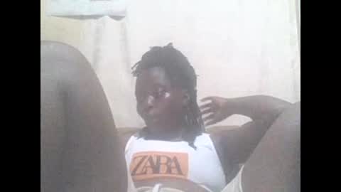 Snapshot of hornygal001 chatting on 11/04/25, 03:22 hornygal001 online show from 11/04/25, 03:22