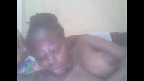 Snapshot of hornygal001 chatting on 11/22/25, 07:07 hornygal001 online show from 11/22/25, 07:07