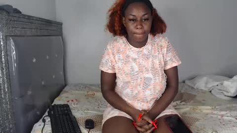 Snapshot of hornygal256 chatting on 11/01/25, 07:43 hornygal256 online show from 11/01/25, 07:43