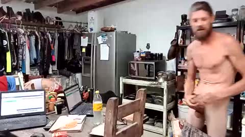 Snapshot of hornyhippies0080 chatting on 11/07/25, 03:34 Nix D online show from 11/07/25, 03:34