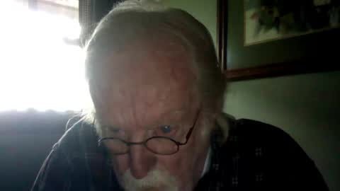 Snapshot of hornyinohio9 chatting on 05/06/26, 12:10 HornyInOhio9 online show from 05/06/26, 12:10