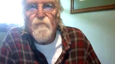 Snapshot of hornyinohio9 chatting on 05/24/26, 03:17 HornyInOhio9 online show from 05/24/26, 03:17