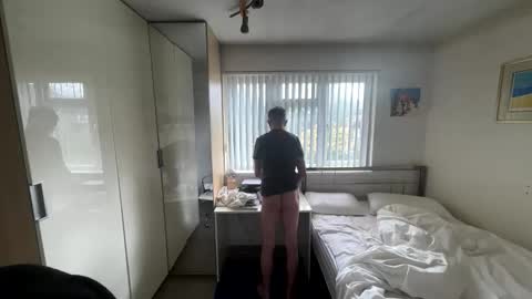 Snapshot of hornylondo chatting on 09/15/25, 10:26 Hornylondon online show from 09/15/25, 10:26