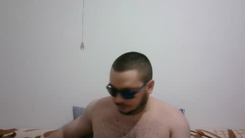 Snapshot of hornymonkey991 chatting on 04/02/26, 05:10 hornymonkey991 online show from 04/02/26, 05:10