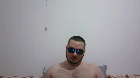 Snapshot of hornymonkey991 chatting on 04/19/26, 06:10 hornymonkey991 online show from 04/19/26, 06:10