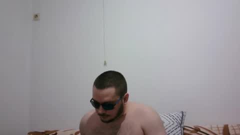 Snapshot of hornymonkey991 chatting on 04/26/26, 07:00 hornymonkey991 online show from 04/26/26, 07:00