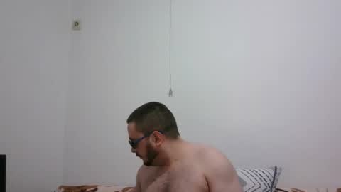 Snapshot of hornymonkey991 chatting on 04/28/26, 06:35 hornymonkey991 online show from 04/28/26, 06:35