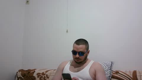 Snapshot of hornymonkey991 chatting on 05/04/26, 06:04 hornymonkey991 online show from 05/04/26, 06:04