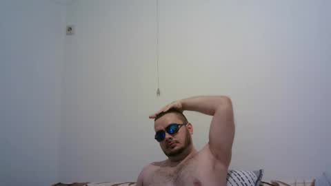 Snapshot of hornymonkey991 chatting on 06/08/26, 01:28 hornymonkey991 online show from 06/08/26, 01:28